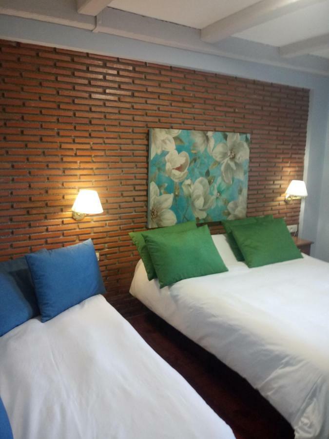 Hotel El Guerra 구에하르 시에라 외부 사진